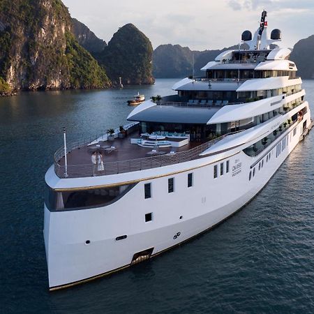 Grand Pioneers Halong Bay Cruise 1 Hotel Ha Long Bagian luar foto