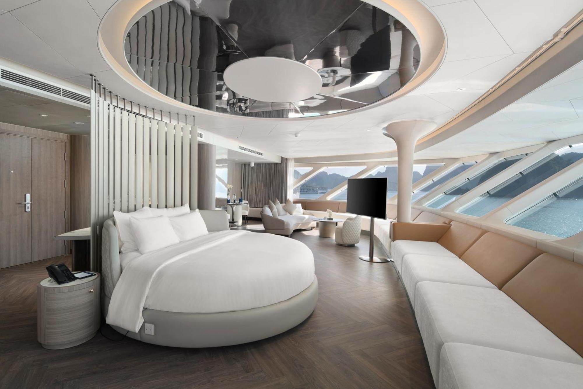 Grand Pioneers Halong Bay Cruise 1 Hotel Ha Long Bagian luar foto