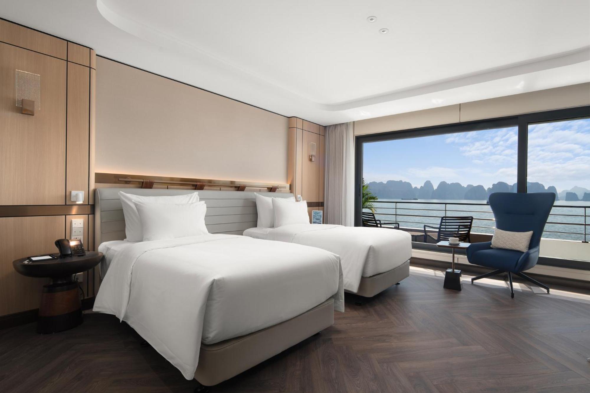 Grand Pioneers Halong Bay Cruise 1 Hotel Ha Long Bagian luar foto