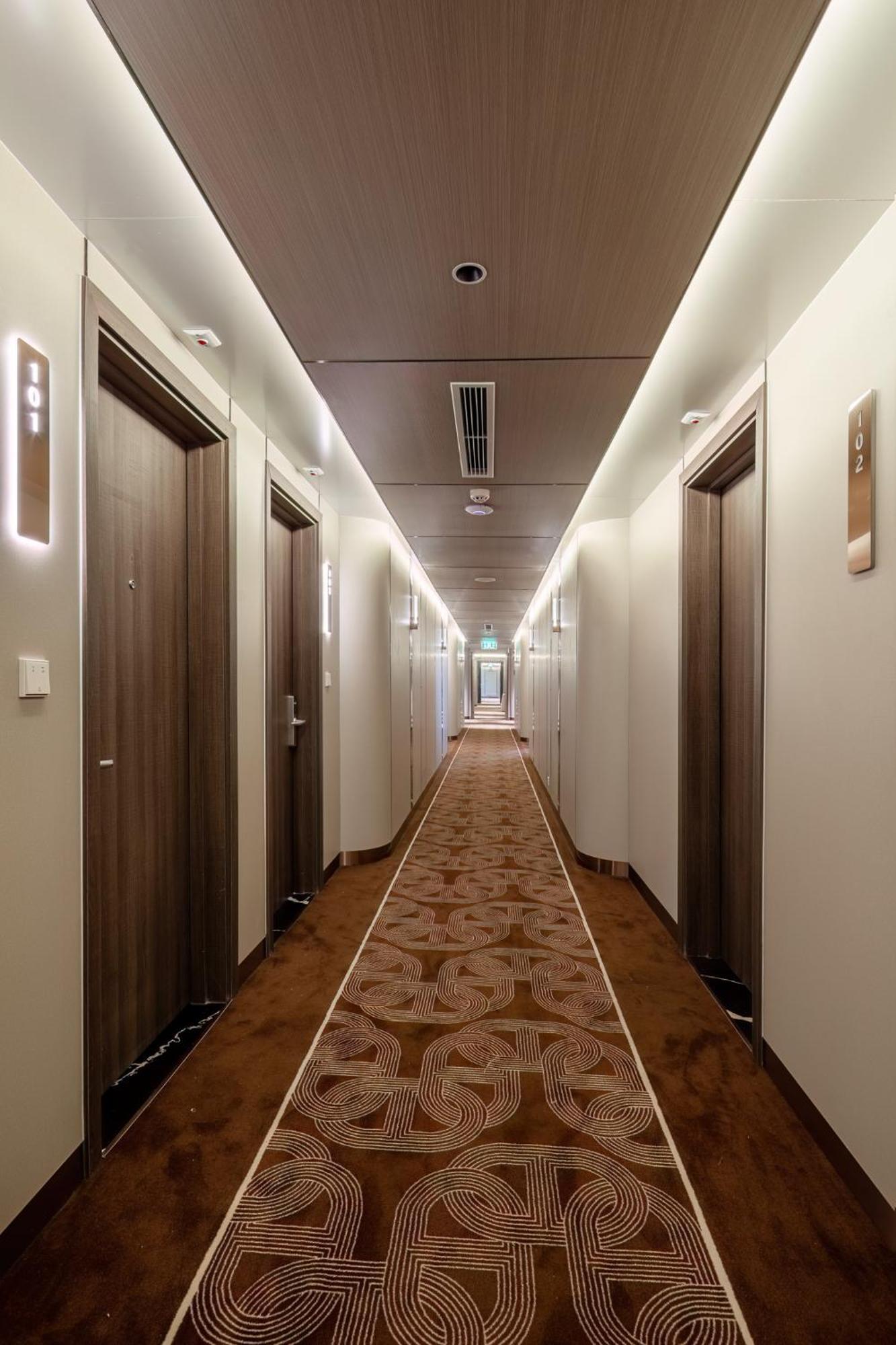 Grand Pioneers Halong Bay Cruise 1 Hotel Ha Long Bagian luar foto