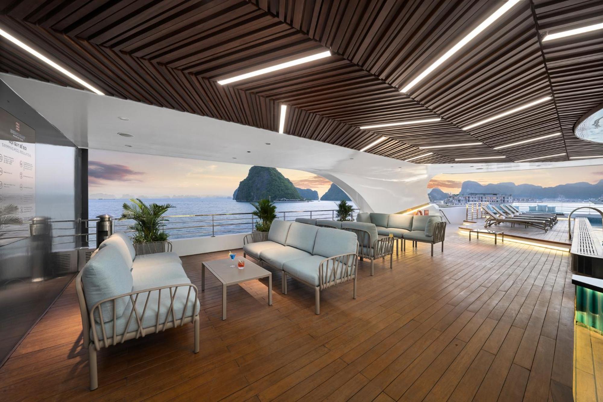 Grand Pioneers Halong Bay Cruise 1 Hotel Ha Long Bagian luar foto
